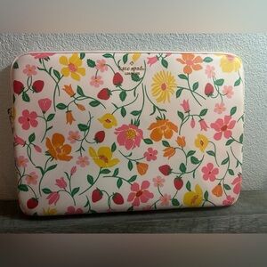 Kate Spade strawberry laptop sleeve NWT